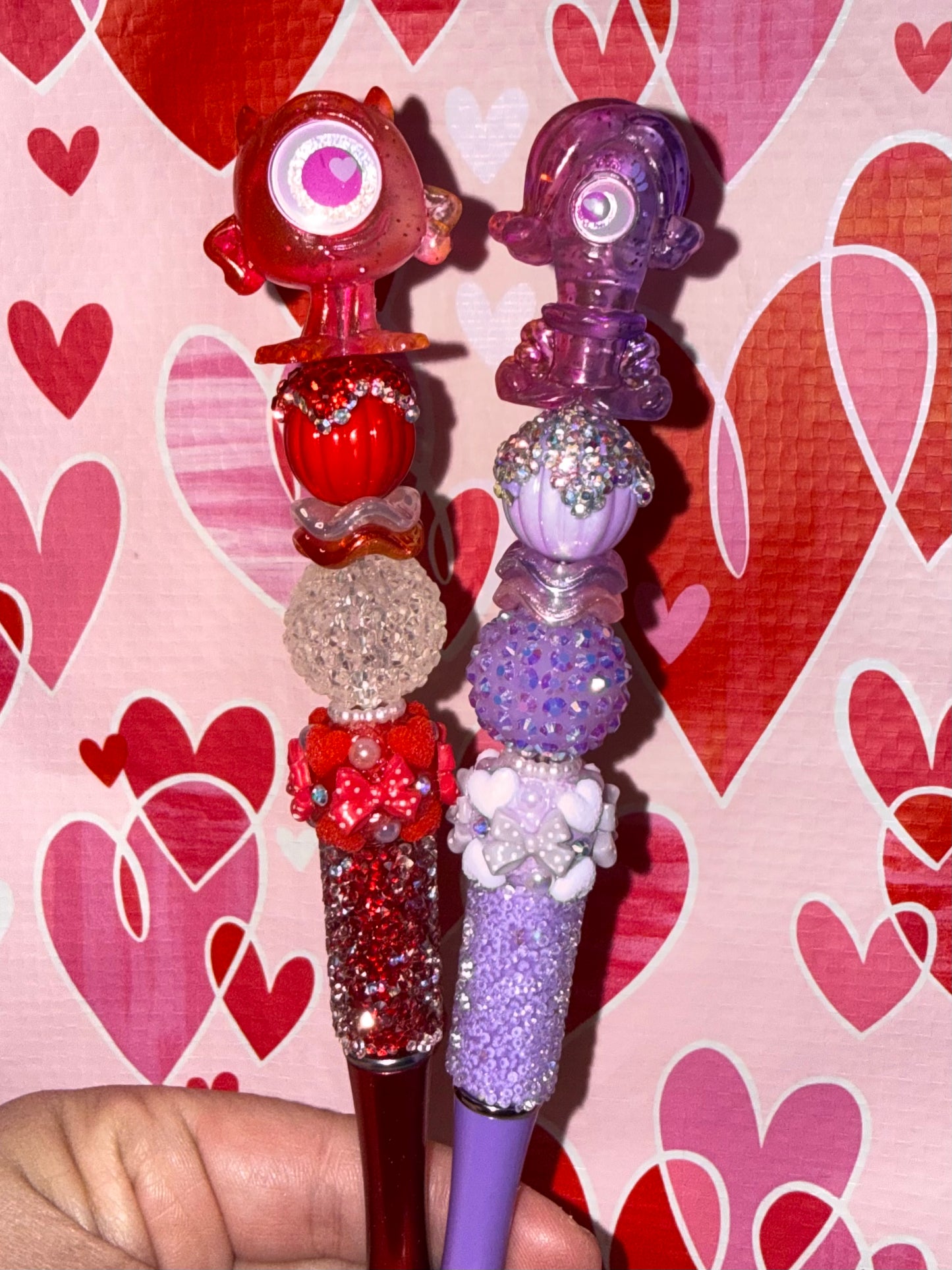 Valentine’s Day couple pens